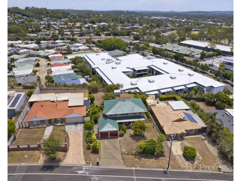 7 Lance Drive, Mount Warren Park QLD 4207