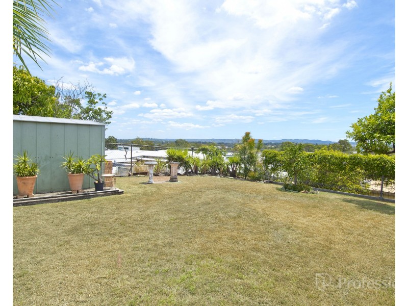 7 Lance Drive, Mount Warren Park QLD 4207