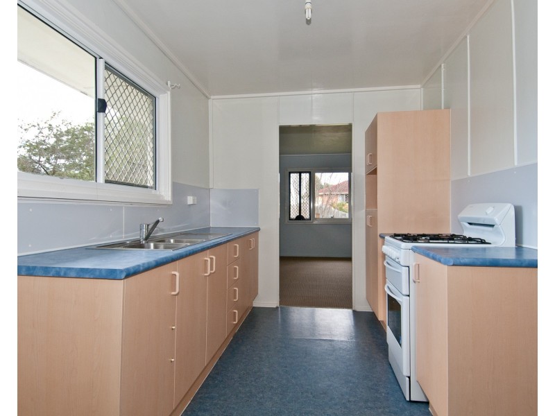 8 Fendale Street, Eagleby QLD 4207