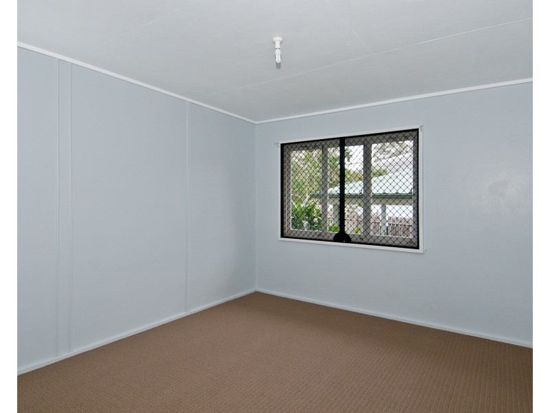 8 Fendale Street, Eagleby QLD 4207