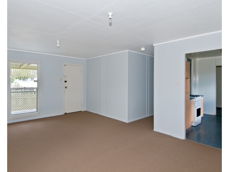 8 Fendale Street, Eagleby QLD 4207