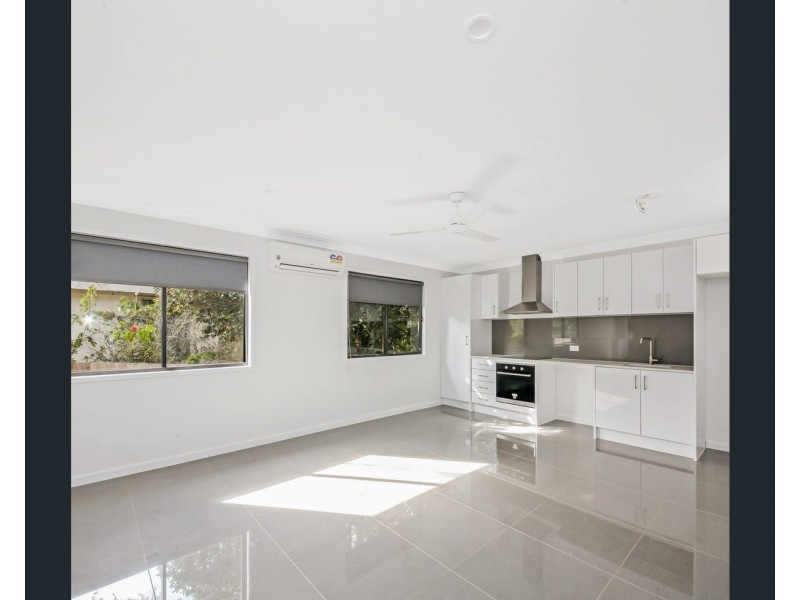 49 Adelaide Street, Kingston QLD 4114