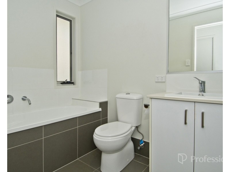 295 Herses Road, Eagleby QLD 4207