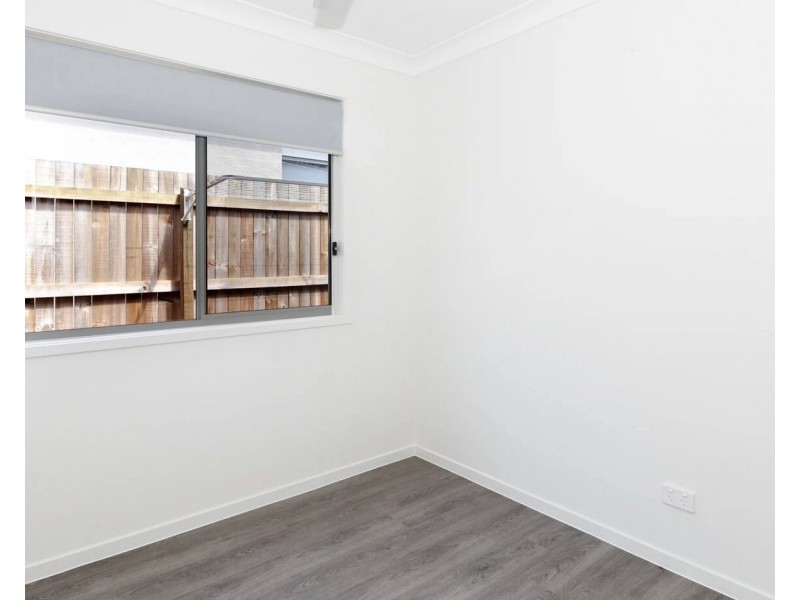 295 Herses Road, Eagleby QLD 4207