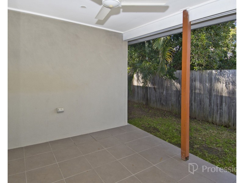 2/2 Linton Street, Loganlea QLD 4131
