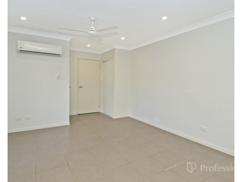 2/2 Linton Street, Loganlea QLD 4131