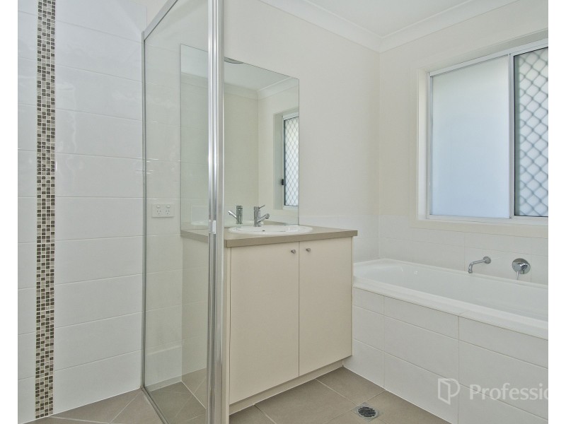 88 South Quarter Drive, Loganlea QLD 4131
