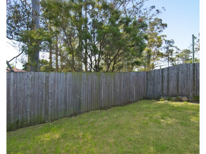 1/2 Linton Street, Loganlea QLD 4131