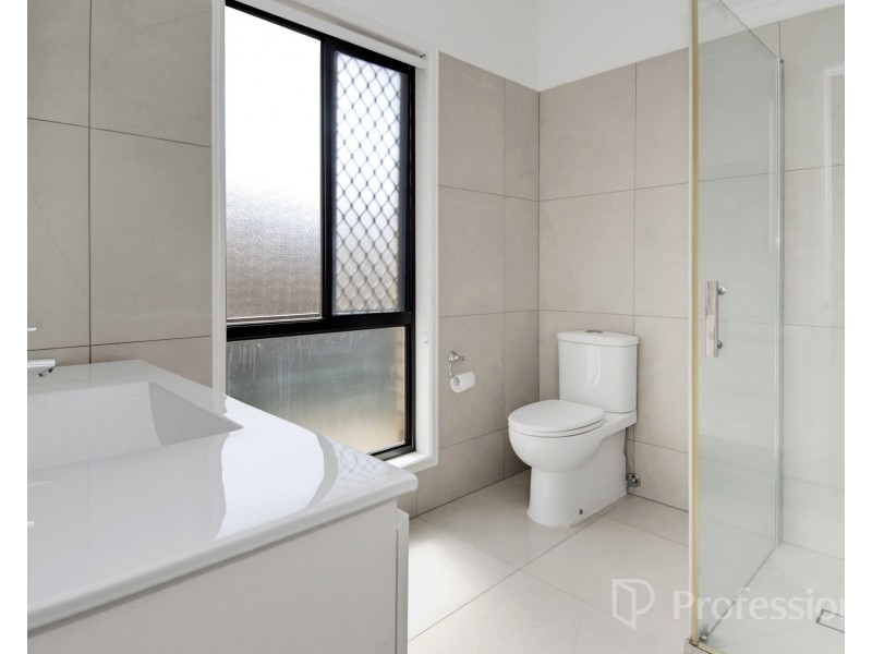 10 Bella Vista Circuit, Edens Landing QLD 4207