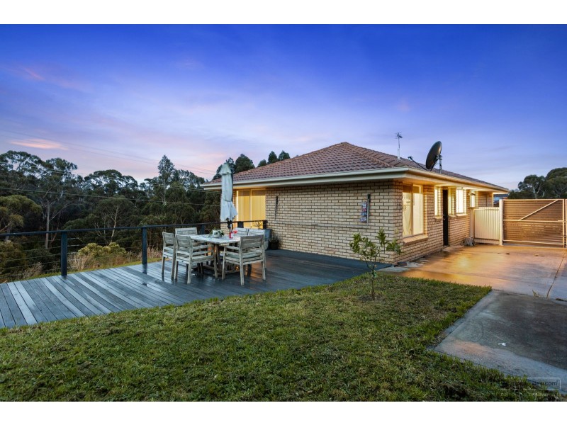 2 Wallcrest Road, Berriedale TAS 7011