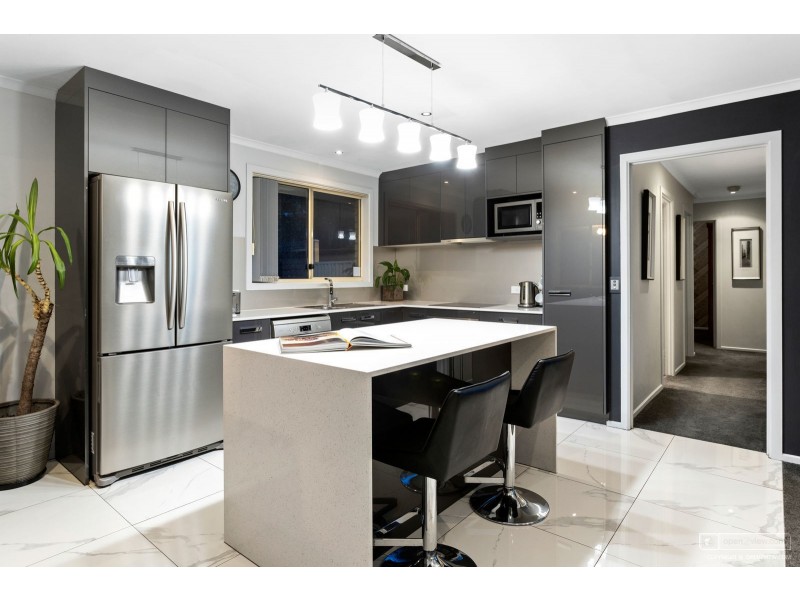 2 Wallcrest Road, Berriedale TAS 7011