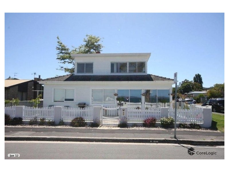 20 Osborne Esplanade, Kingston Beach TAS 7050