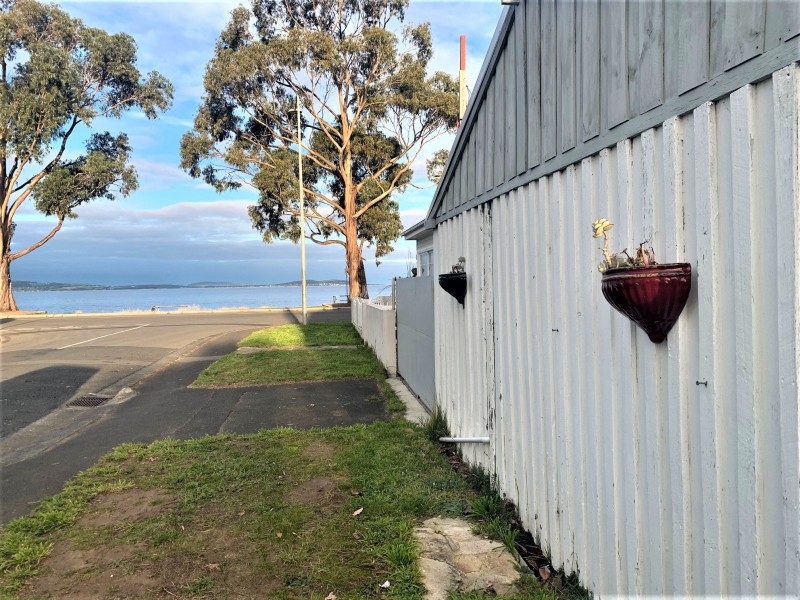 1/20 Osborne Esplanade, Kingston Beach TAS 7050