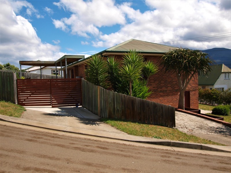 143  Bowen Road, Lutana TAS 7009
