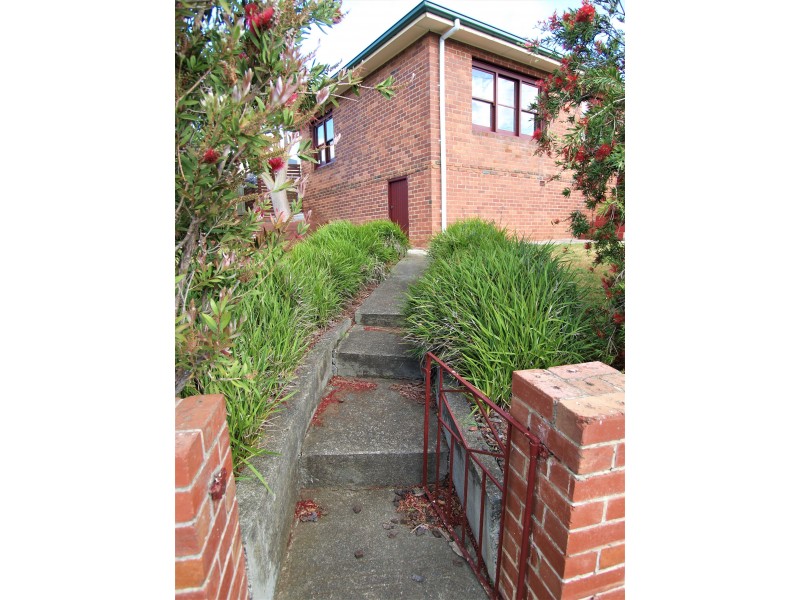 143  Bowen Road, Lutana TAS 7009