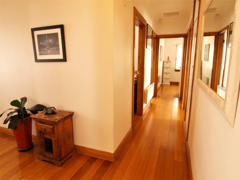 143  Bowen Road, Lutana TAS 7009