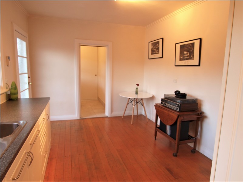 143  Bowen Road, Lutana TAS 7009