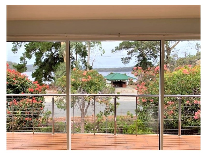 ‘The Moorings’/228 Randalls Bay Road, Randalls Bay TAS 7112