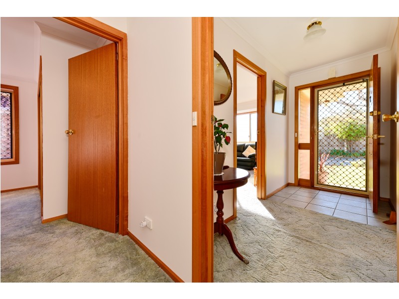 2/9 York Street, Bellerive TAS 7018