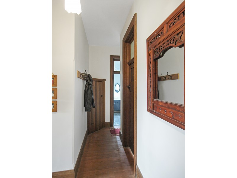 84 Main Street, Kempton TAS 7030