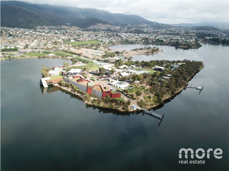 632 Main Road, Berriedale TAS 7011