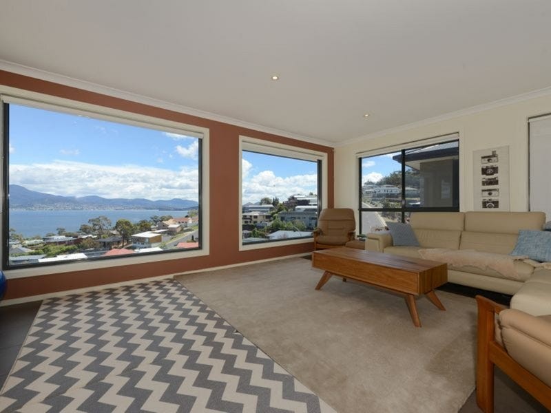 1/644 Oceana Drive, Tranmere TAS 7018