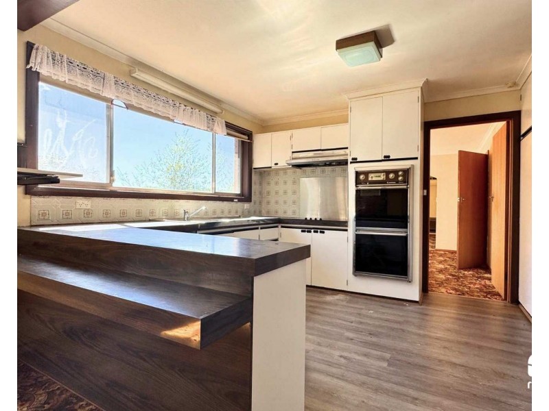 11 Bland Court, Rokeby TAS 7019