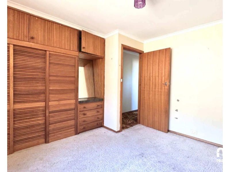 11 Bland Court, Rokeby TAS 7019