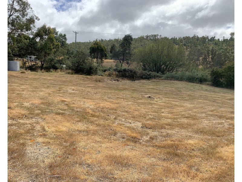 5 Holmes Road, Ellendale TAS 7140