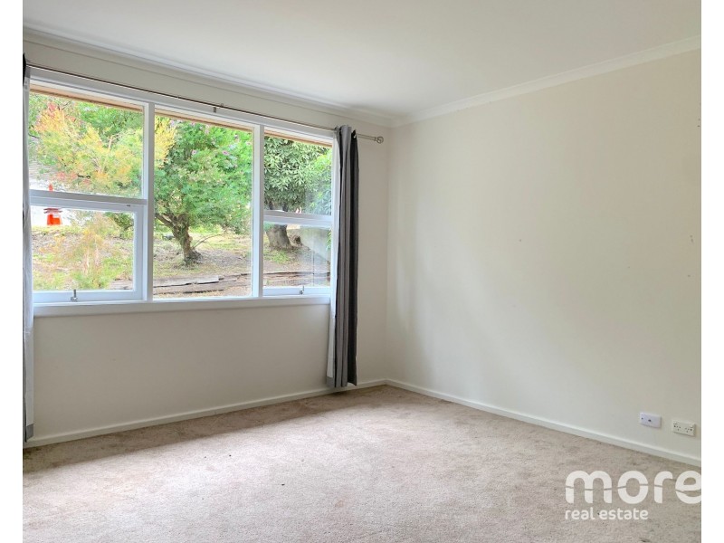 180 Waterworks Road, Dynnyrne TAS 7005