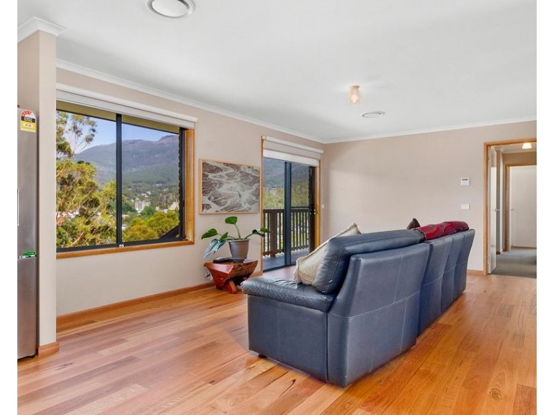 20 Stevens Farm Drive, West Hobart TAS 7000