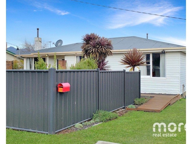 11 Warner Avenue, New Norfolk TAS 7140