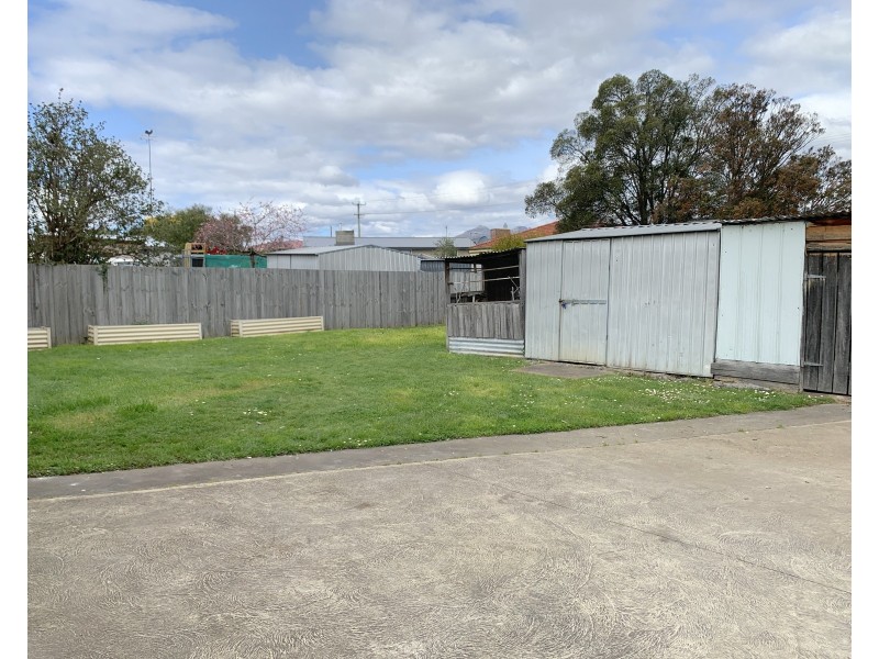 33 Britten Street, New Norfolk TAS 7140