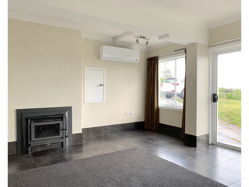 11 Hooper Crescent, Mount Stuart TAS 7000