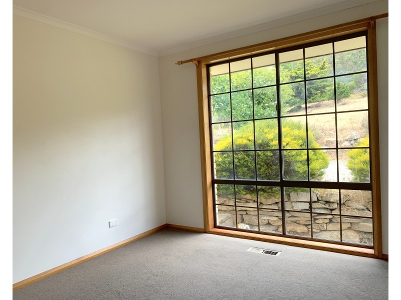 31 Pulpit Rock Road, New Norfolk TAS 7140