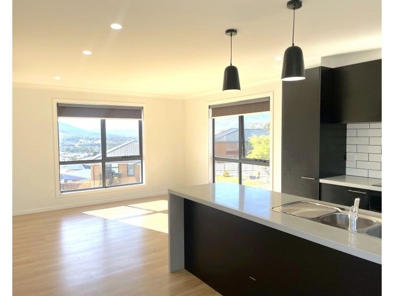 2/33 Poulters Road, New Norfolk TAS 7140