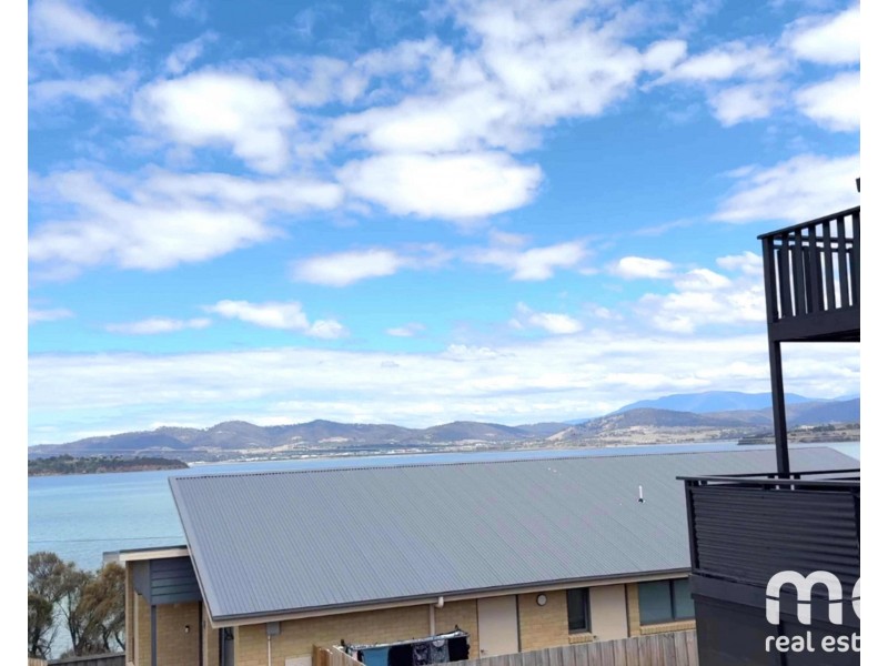 24 Lagoon View Court, Midway Point TAS 7171