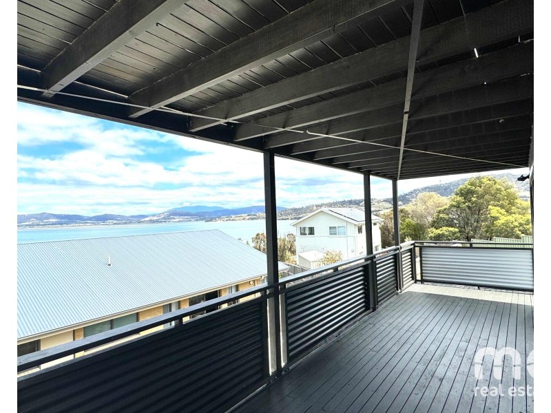 24 Lagoon View Court, Midway Point TAS 7171