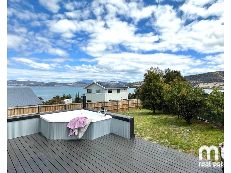24 Lagoon View Court, Midway Point TAS 7171
