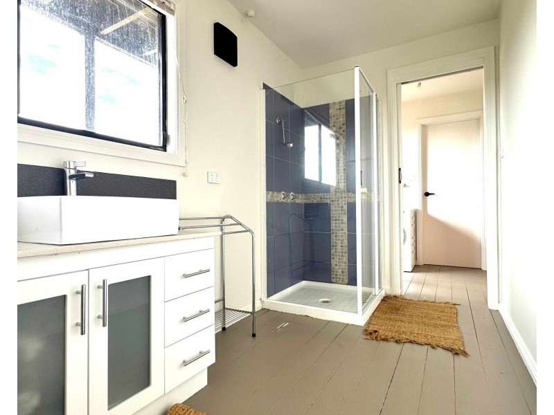 24 Lagoon View Court, Midway Point TAS 7171