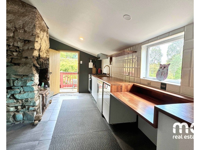 1 Myrtle Forest Road, Collinsvale TAS 7012