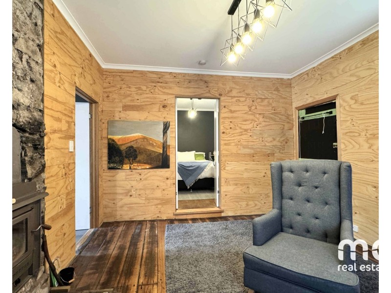 1 Myrtle Forest Road, Collinsvale TAS 7012