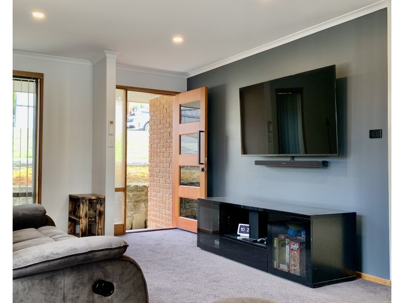81 Sunshine Road, Austins Ferry TAS 7011