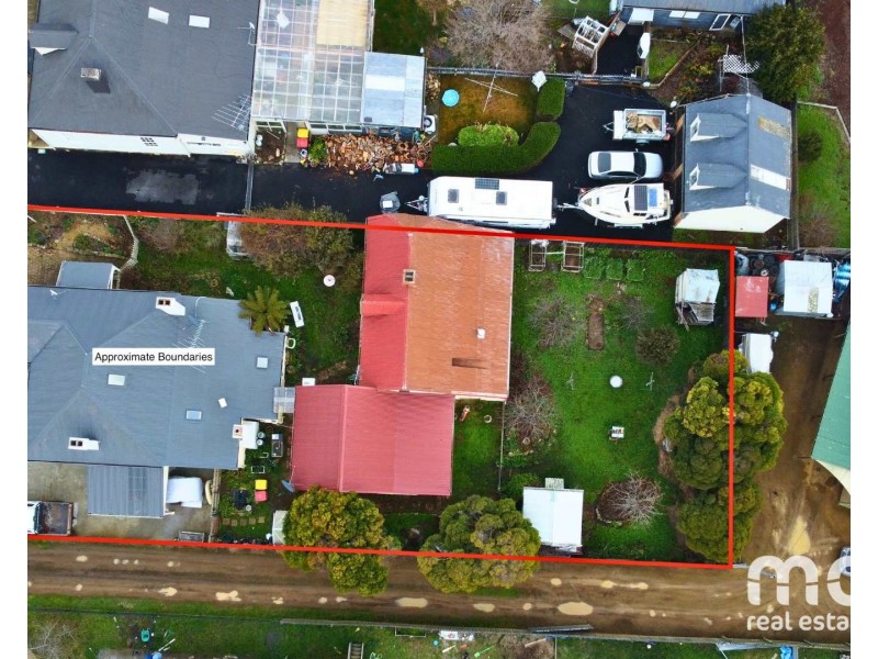 99 Main Street, Kempton TAS 7030