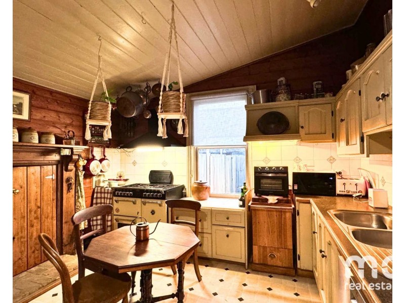 99 Main Street, Kempton TAS 7030