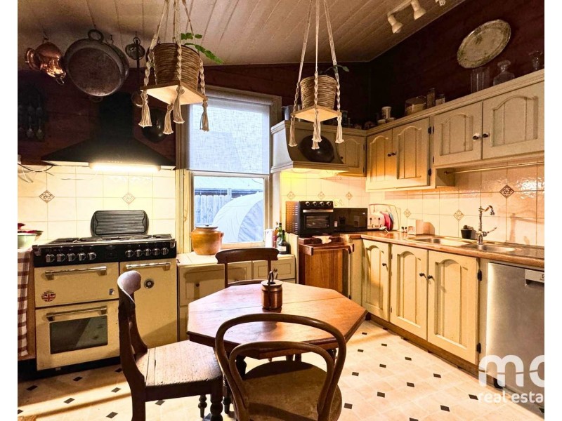 99 Main Street, Kempton TAS 7030