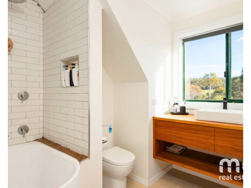 9 Bicheno Street, Clifton Beach TAS 7020