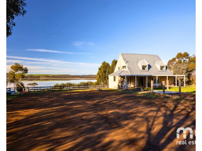 9 Bicheno Street, Clifton Beach TAS 7020