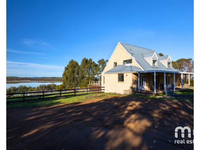 9 Bicheno Street, Clifton Beach TAS 7020