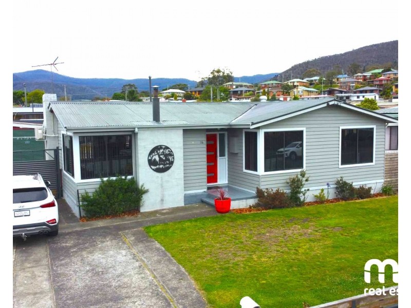 16 Benjamin Terrace, New Norfolk TAS 7140